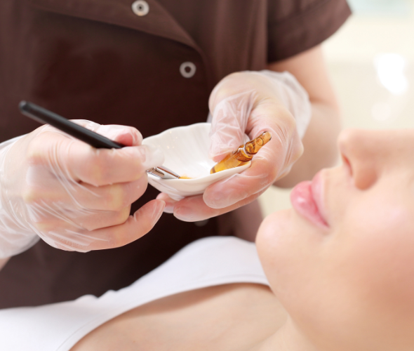 Skuteczne peelingi chemiczne Wrocław | DEVORA